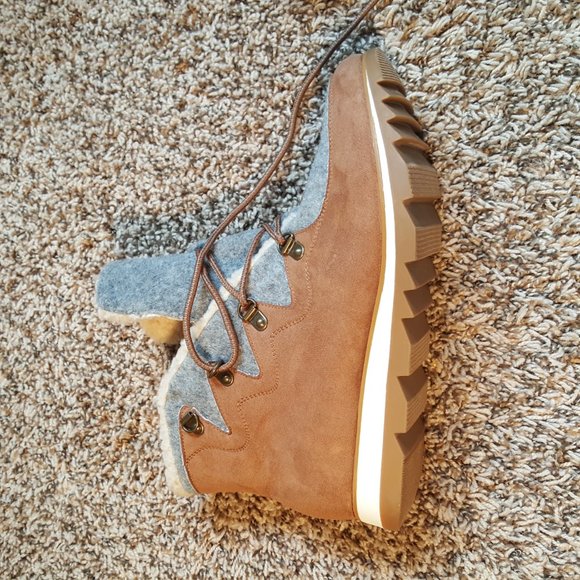 Beige Suede Boots - Picture 3 of 5